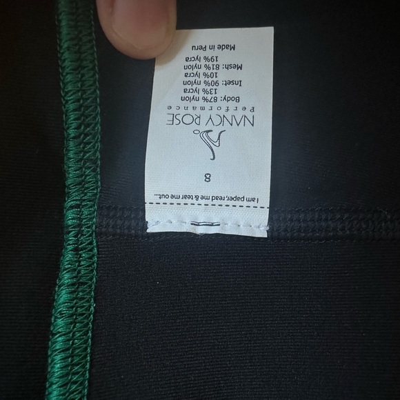 NWOT-Nancy Rose Performance Legging SILVER star detail at ankle 6/S - 7/8 length - Picture 10 of 10